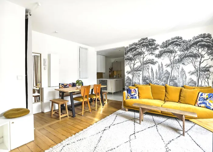 Luxury Floor Duplex Near Le Marais Paris